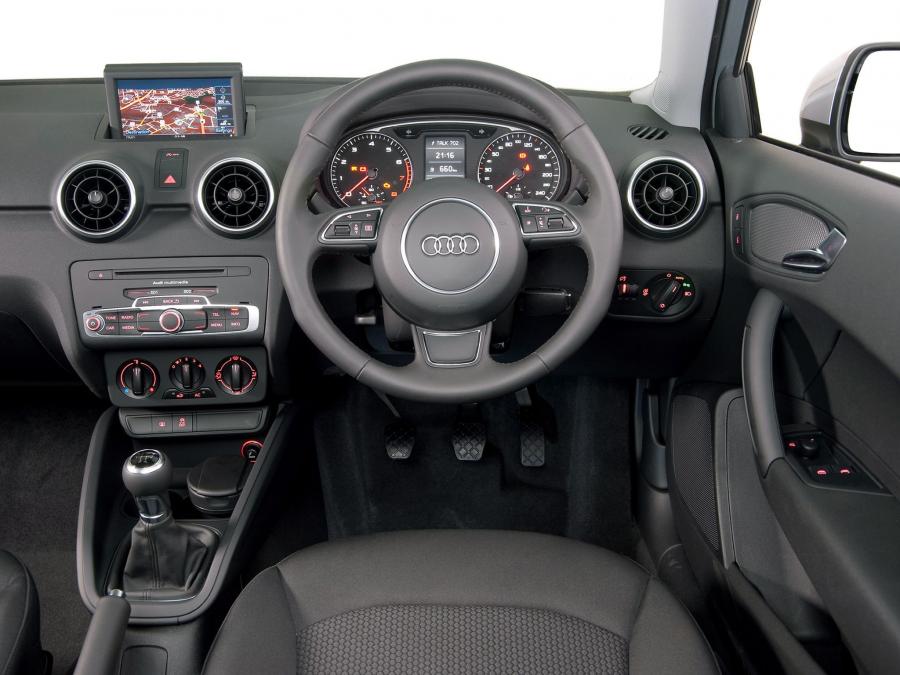 Торпедо Audi A1 TFSI (8X) 2010 года  (ZA) (фото 4 из 15)